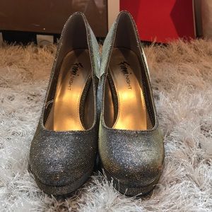 sparkly heels looks silver & gold